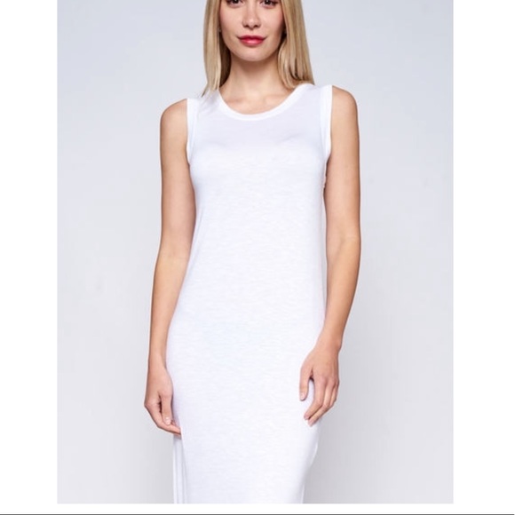 White Sleeveless Maxi with Side Slit - Picture 4 of 5